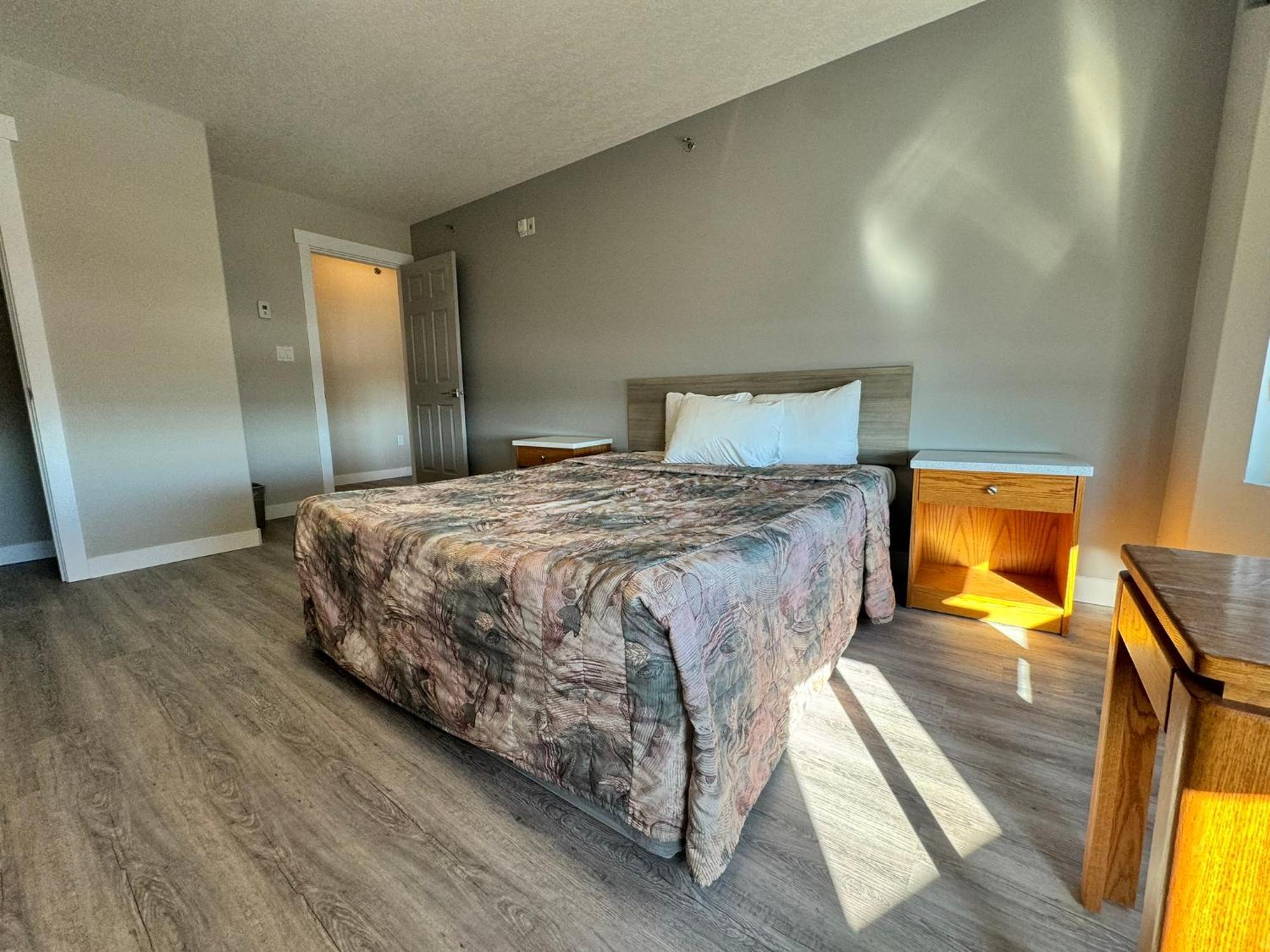Western Budget Motel Leduc #3 Экстерьер фото