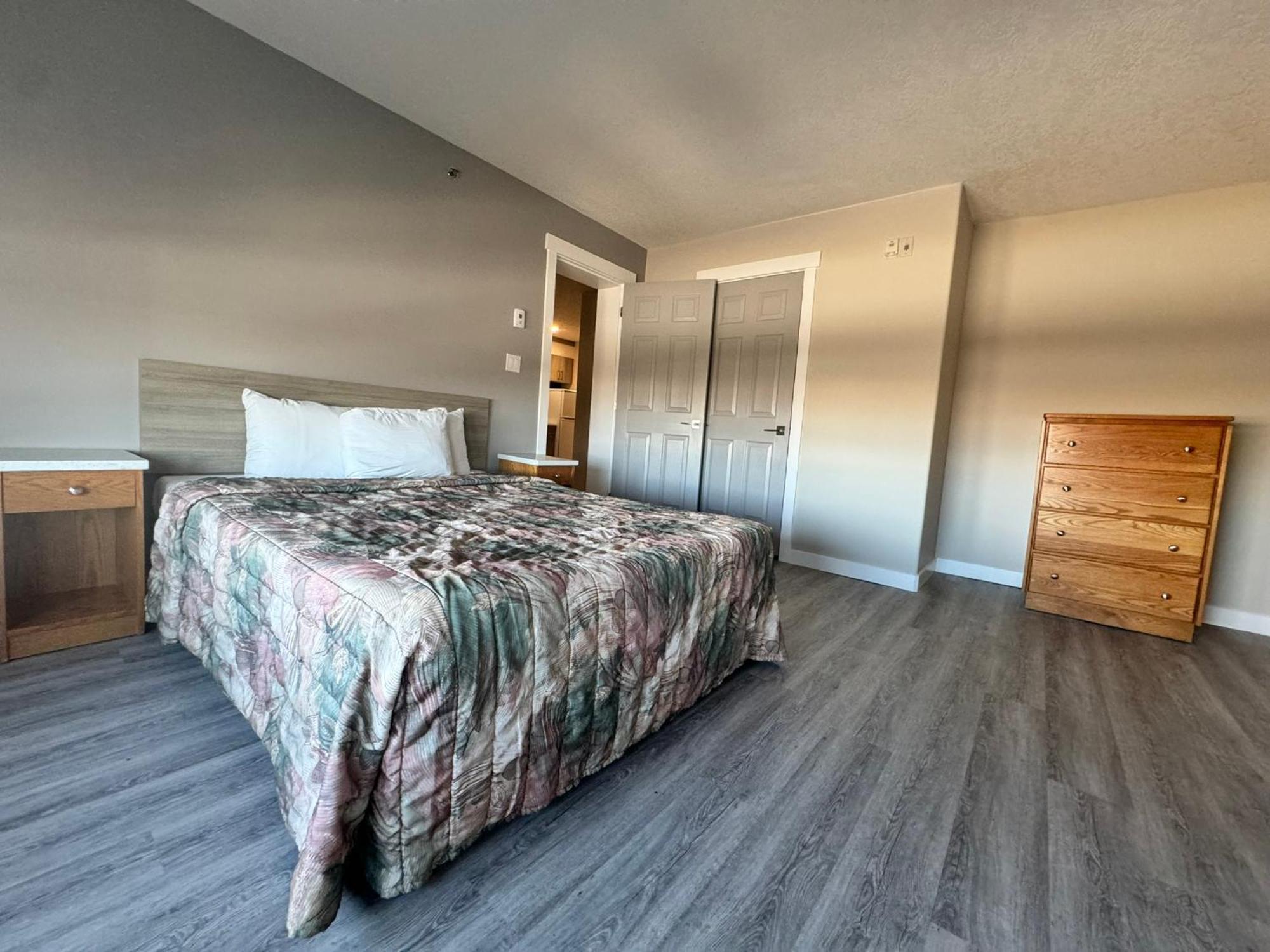 Western Budget Motel Leduc #3 Экстерьер фото